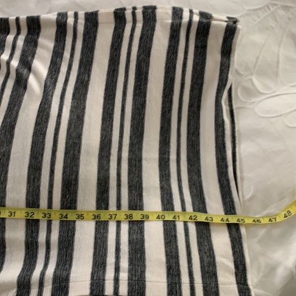 Zara Loose Fit Dress - Picture 5 of 6